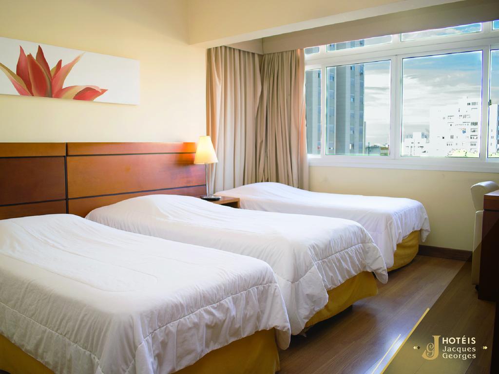 Hotel Jacques Georges Business เปโลตัส ภายนอก รูปภาพ