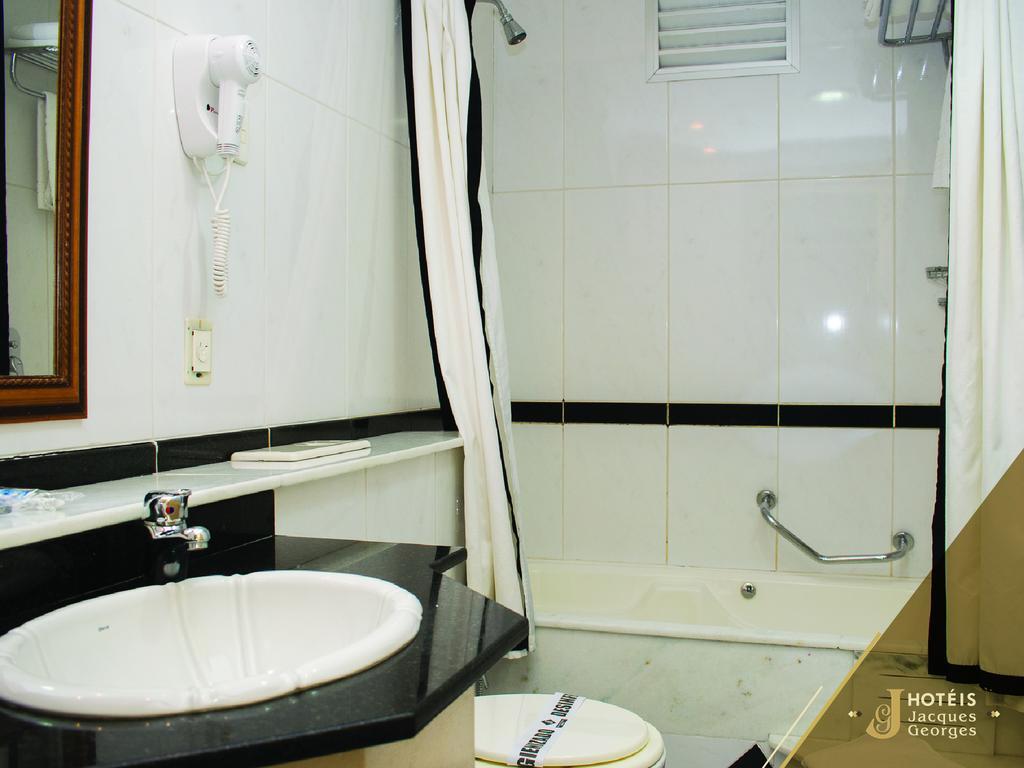 Hotel Jacques Georges Business เปโลตัส ภายนอก รูปภาพ